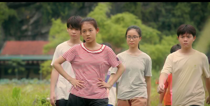 Filme sobre o campo quando a internet ainda não era popular 