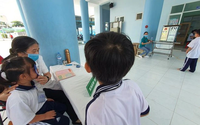 Học sinh , sinh viên được chi trả BHYT hàng triệu đồng cho điều trị sức khỏe - Ảnh 1.