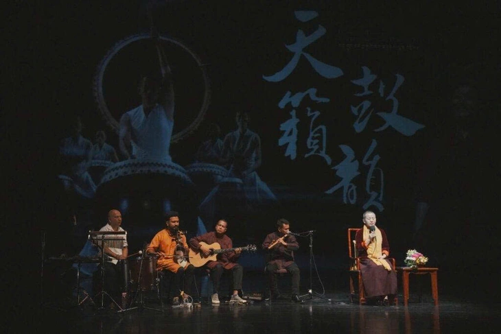 Ani Choying Drolma - Ảnh 3.