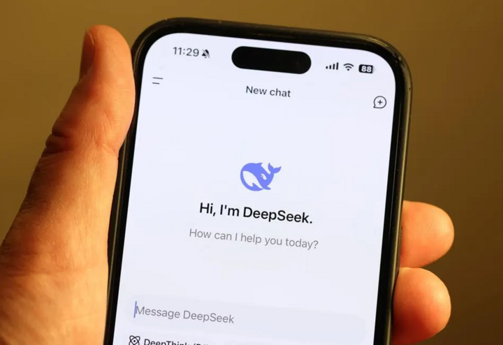 DeepSeek continuously upgrades to optimize costs and create competitive advantages. (Source: DeepSeek)