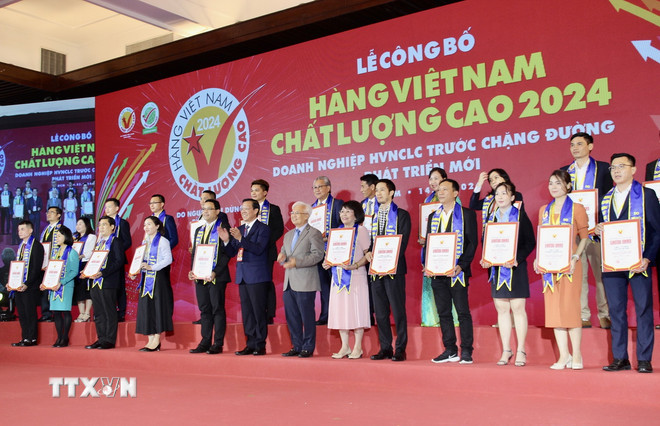 ttxvn-hang-viet-nam-chat-luong-cao-3272.jpg