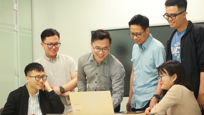 Engineers from the Vietnamese language research team to incorporate into Galaxy AI.