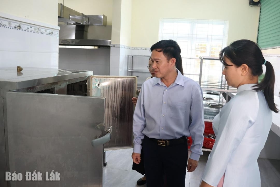 Phó Giám đốc Sở GD-ĐT Lưu Tiến Quang