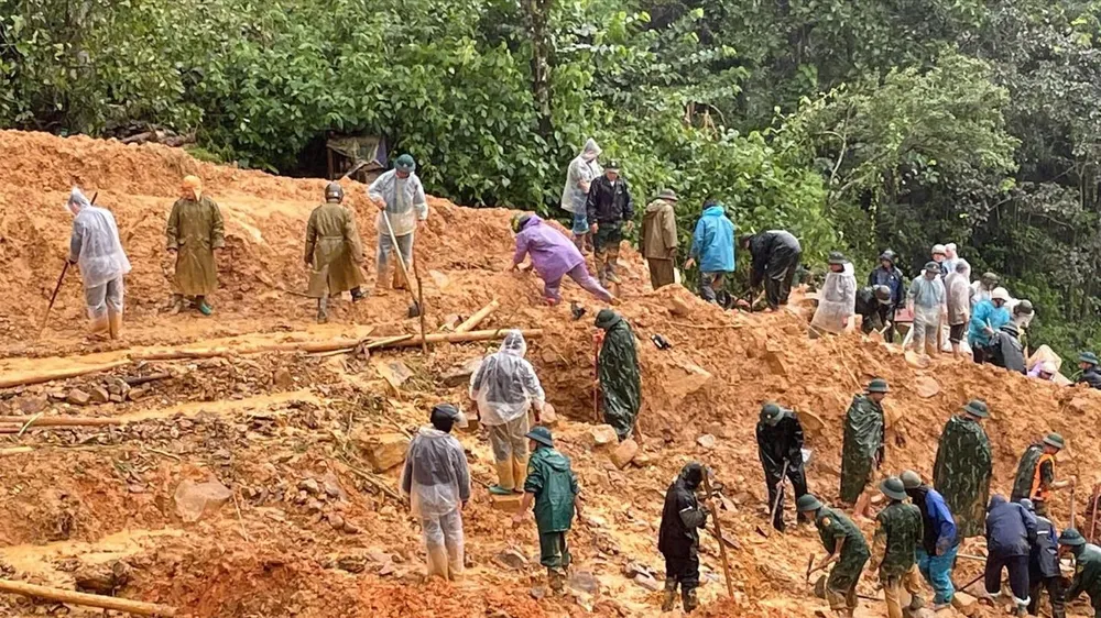 ទិដ្ឋភាពនៃការរអិលបាក់ដី