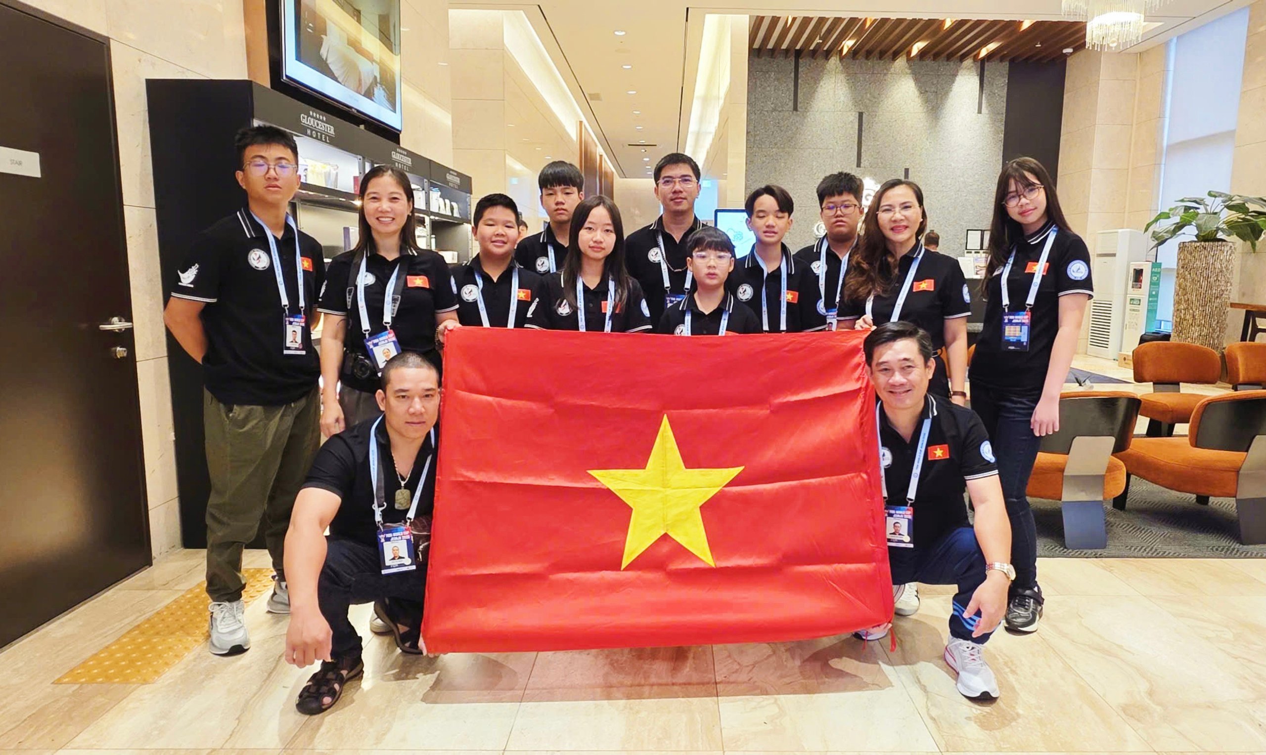 Lần đầu tiên đội tuyển DroneSoccer Việt Nam giành giải thưởng tại FIDA WorldCup - Ảnh 6.