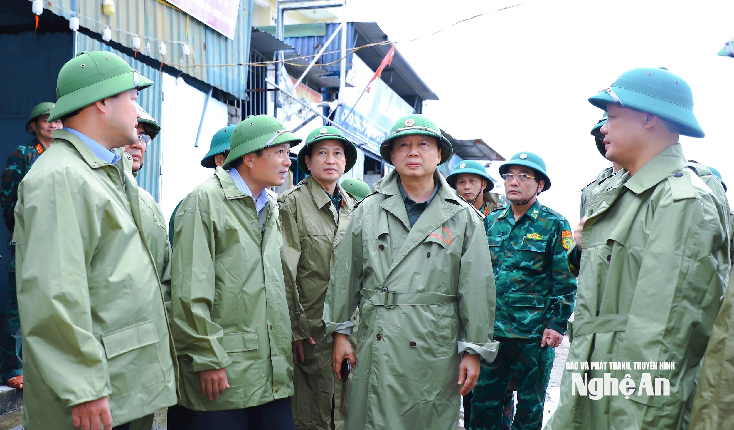 អង់គ្លេស៖ ព័ត៌មាន