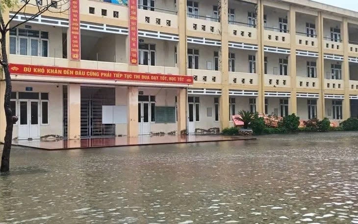 Hà Nội cho học sinh nghỉ học ngày 1-10; Nhiều đại học tiếp tục cho sinh viên học trực tuyến - Ảnh 2.