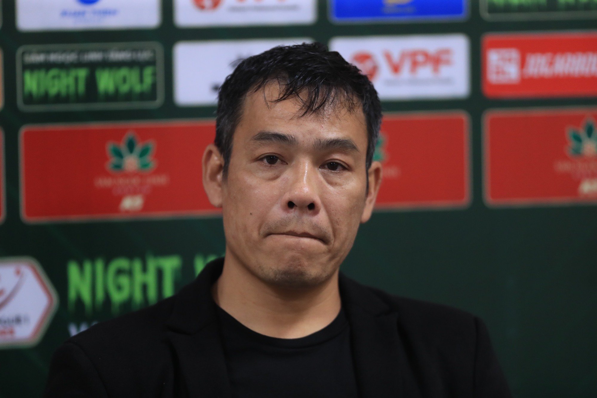 Lịch thi đấu V-League mới nhất: Đại chiến đua vô địch lẫn trụ hạng, sẽ có HLV ‘bay’ ghế! - Ảnh 5.
