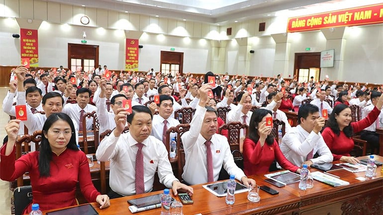 daibieu1.jpg