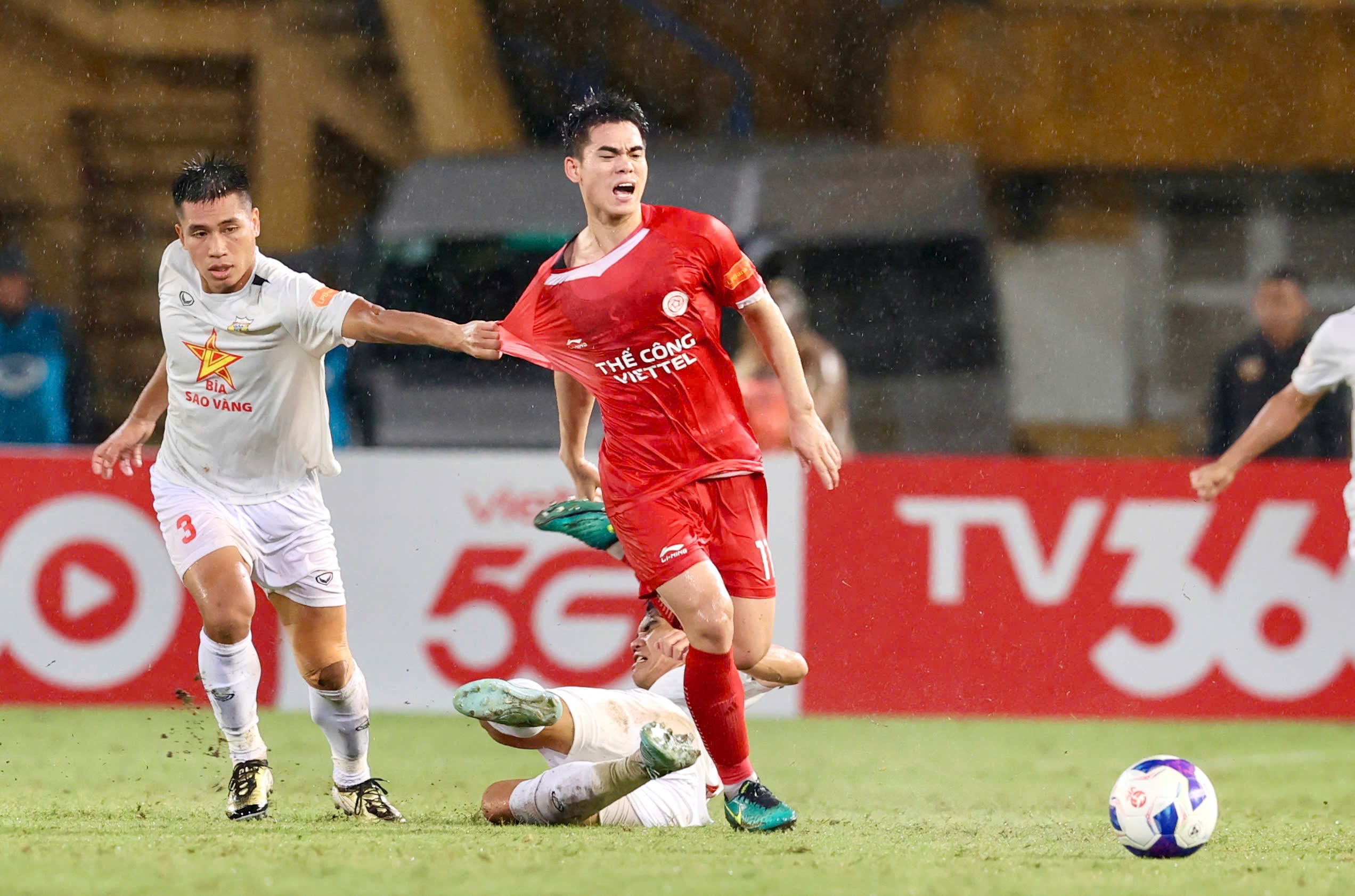Đội tuyển Việt Nam mất Châu Ngọc Quang hết vòng loại Asian Cup, nhắc tênU.23 Việt Nam - Ảnh 3.