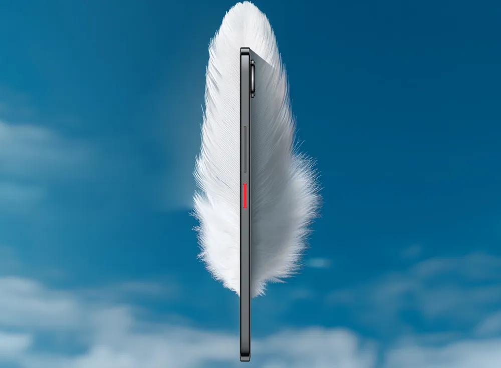 nubia Air ស្តើងត្រឹមតែ 5.9mm និងមានទម្ងន់ត្រឹមតែ 172g។