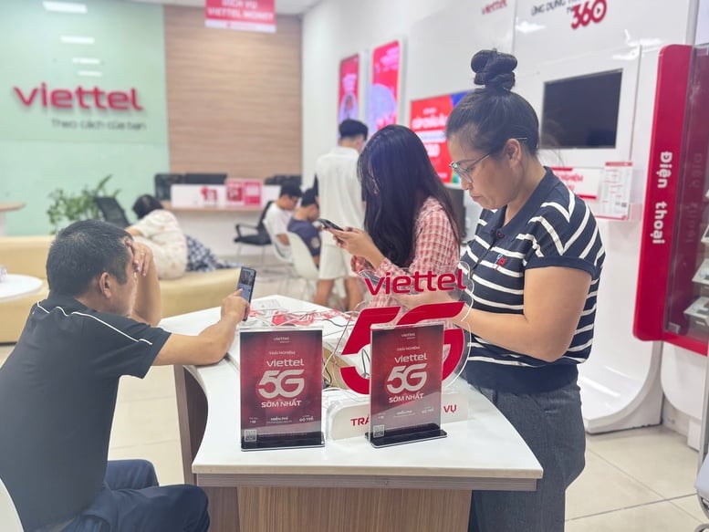 Viettel triển khai nhiều chính sách hỗ trợ khách hàng bị ảnh hưởng bão số 10- Ảnh 2.
