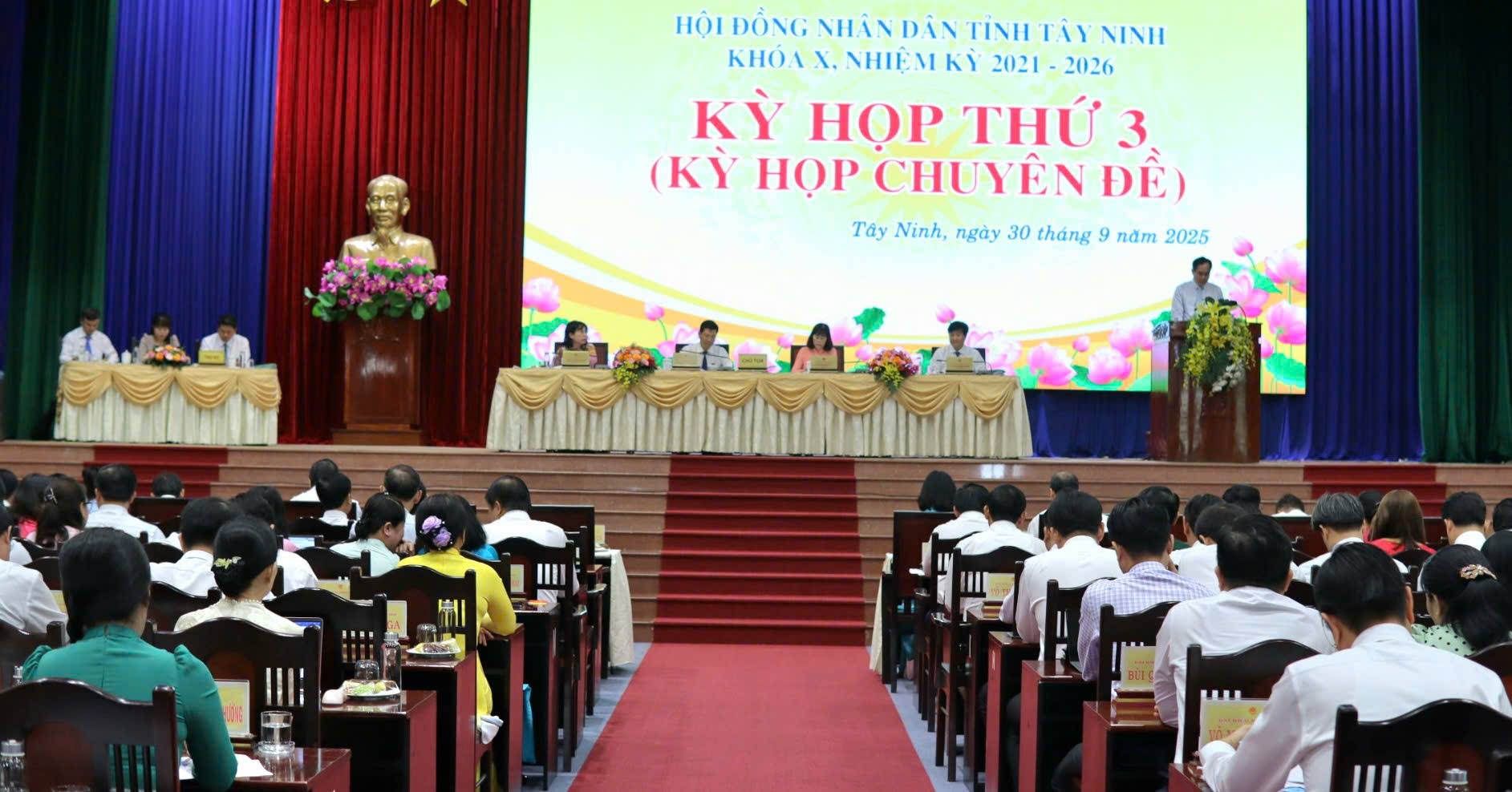 អង់គ្លេស៖ ព័ត៌មាន