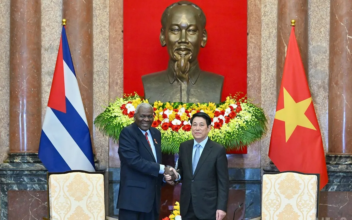 Chủ tịch nước Lương Cường và Chủ tịch Quốc hội Cuba Esteban Lazo Hernandez. Ảnh: Nhân Dân