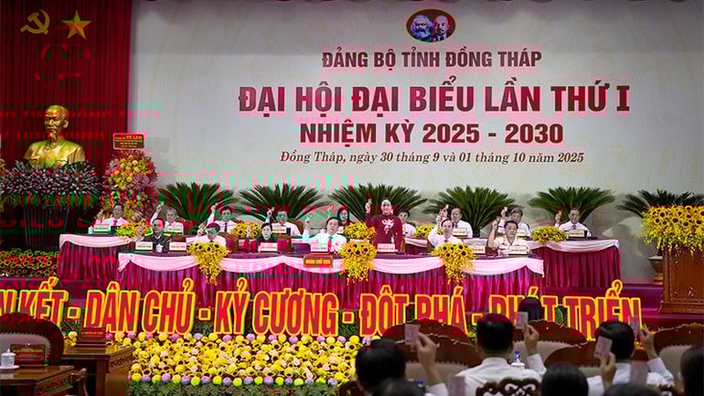 doan-chu-tich.jpg