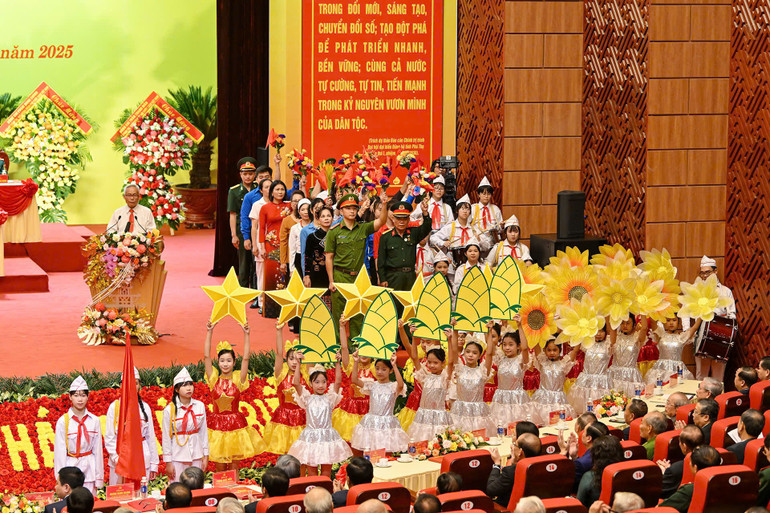 z7064512215378-d624312986ee241aacff075f98d0ee17.jpg