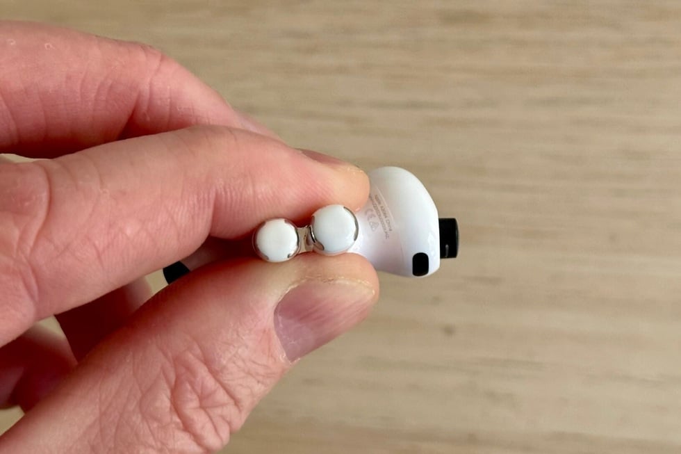 Đánh giá AirPods Pro 3: Thông minh hơn, âm thanh chưa hoàn hảo - 5