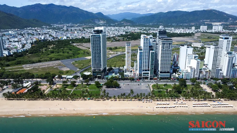 Ana Mandara Nha Trang, ឆ្នេរ Nha Trang, Khanh Hoa,