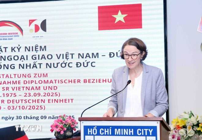 ttxvn-3009-gap-mat-viet-nam-duc-2.jpg