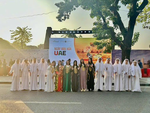 Điệu múa truyền thống Al Ayyala của UAE