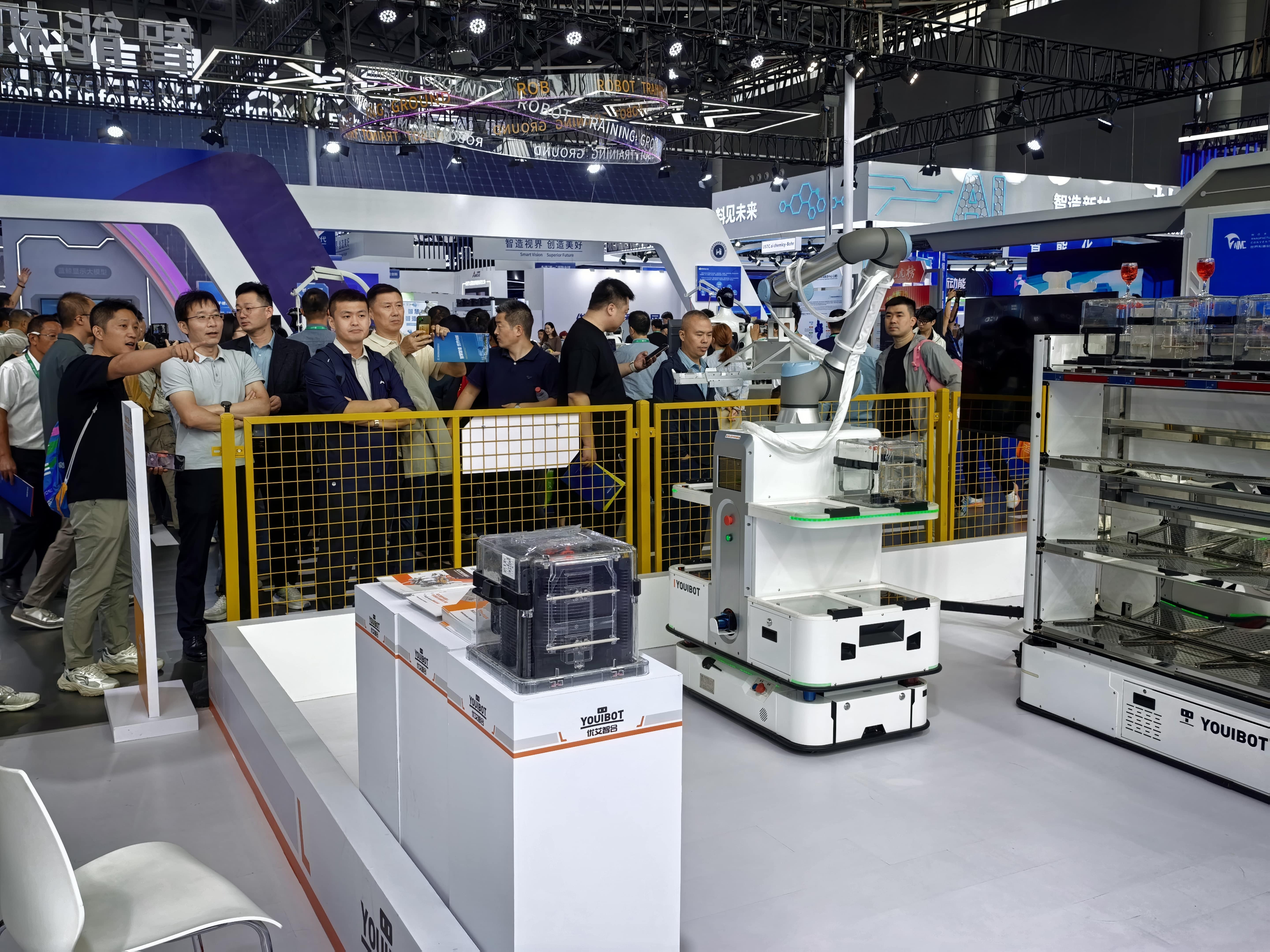 De che robot Trung Quoc anh 3