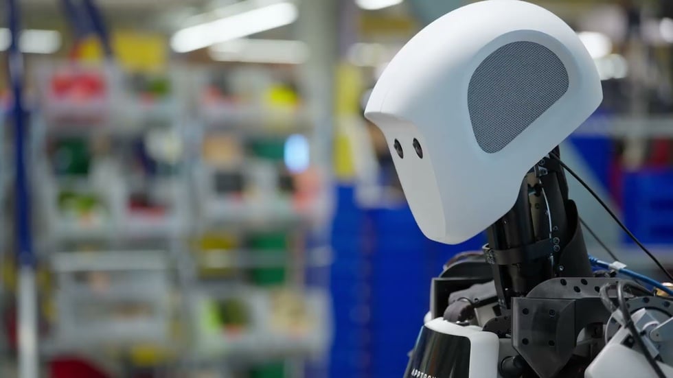 Khi robot hình người biến khoa học viễn tưởng thành thương vụ 5.000 tỷ USD - 1