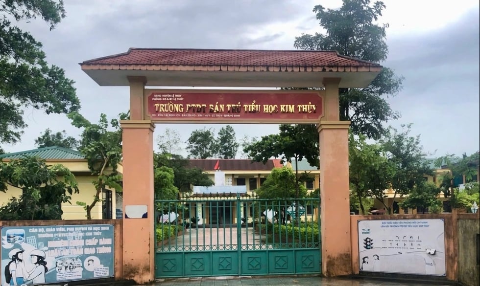 Quảng Trị: Sau vụ ngộ độc, hàng chục học sinh không đến lớp- Ảnh 1.