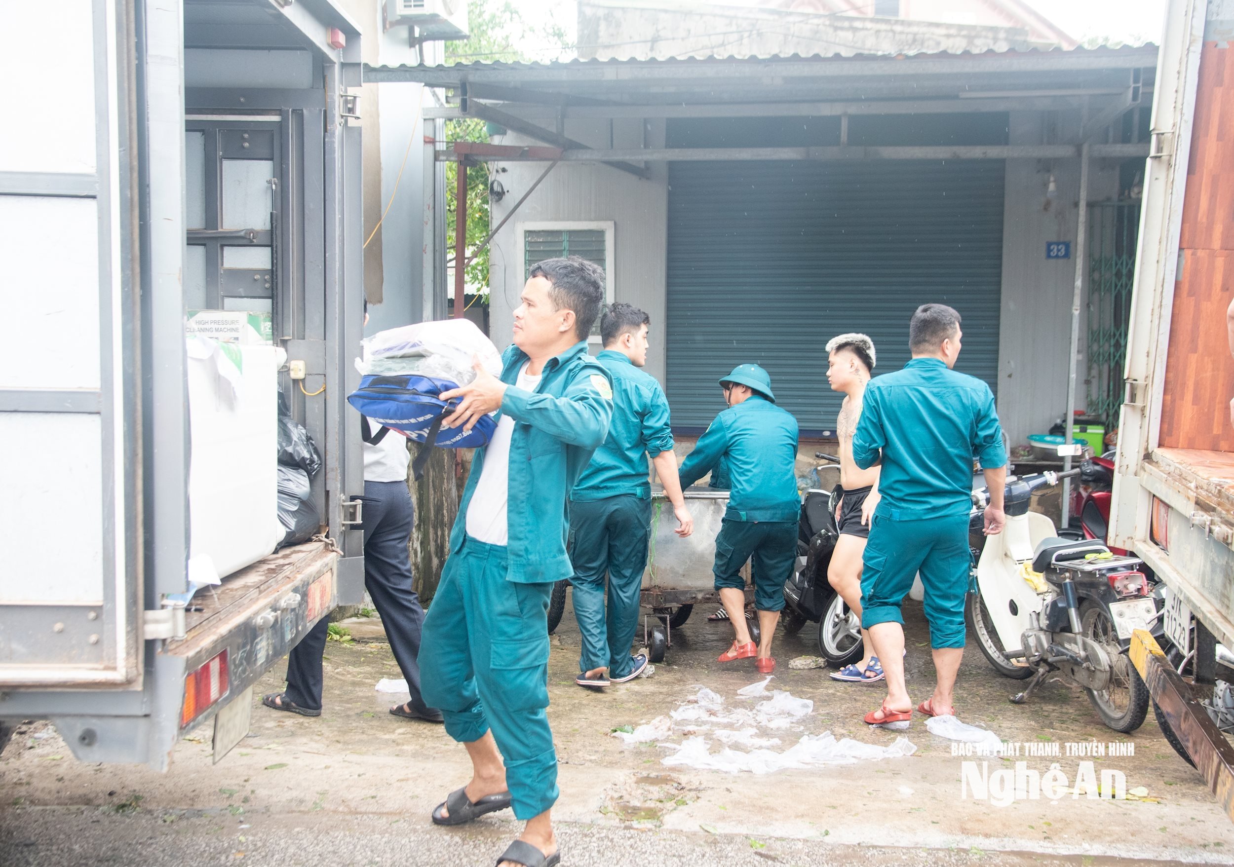 ngập Phạm Hồng Thái_1