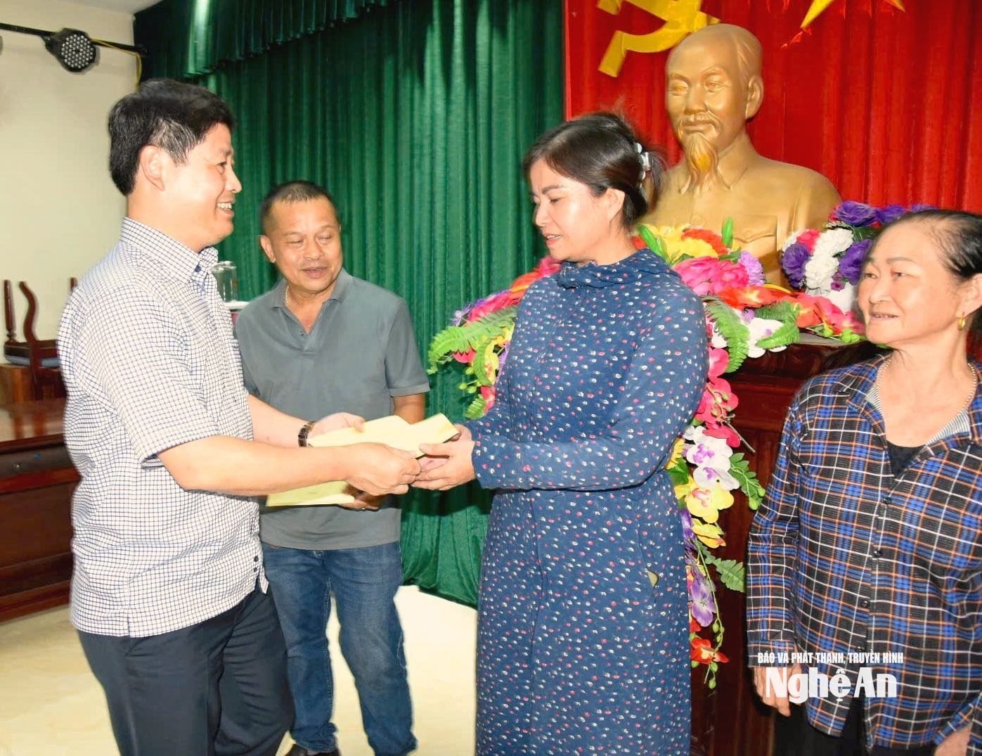 អគ្គលេខាធិការ លោក Tran Minh Ngoc បានធ្វើបទបង្ហាញ
