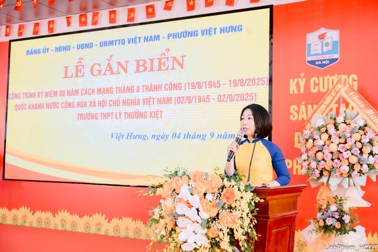 Phường Việt Hưng gắn biển công trình Trường THPT Lý Thường Kiệt chào mừng Quốc khánh 2/9- Ảnh 6.