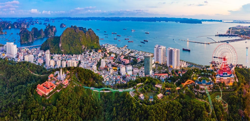 Động lực đưa Quảng Ninh vươn lên thành trung tâm đầu tư hàng đầu miền Bắc - 2