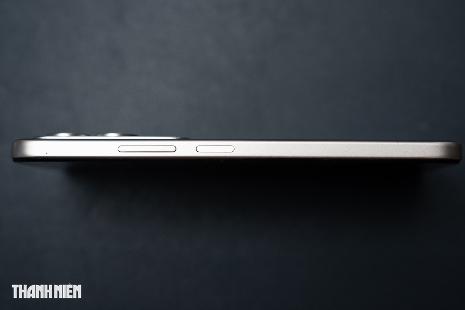 Trải nghiệm Redmi 15: dẫn đầu phân khúc phổ thông với pin 7000mAh và màn hình 144Hz- Ảnh 3.