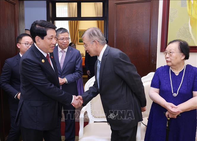 ចំណងជើងរូបថត