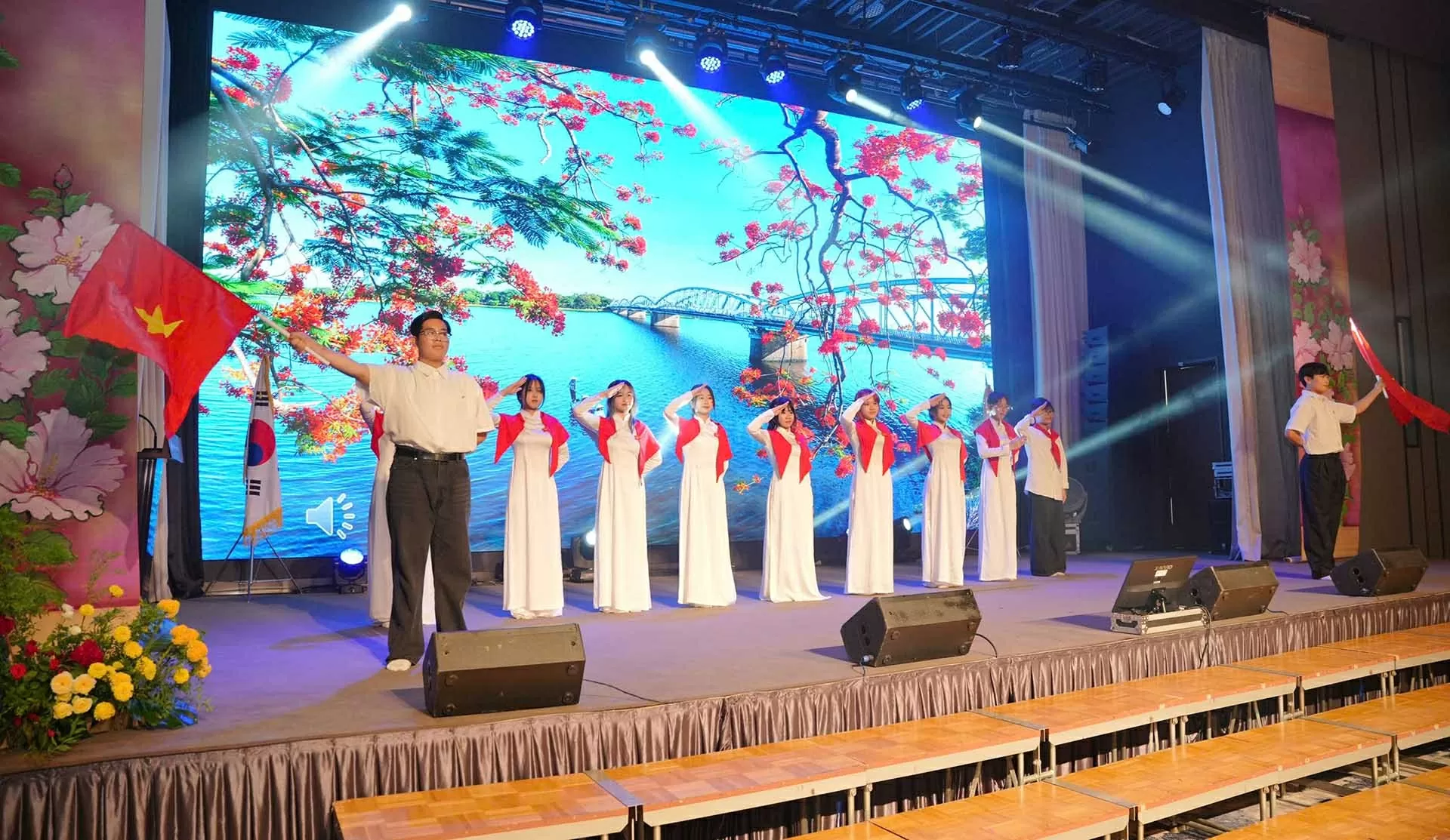 Tổng lãnh sự quán Việt Nam tại Busan tổ chức trọng thể Lễ kỷ niệm 80 năm Quốc khánh 2/9