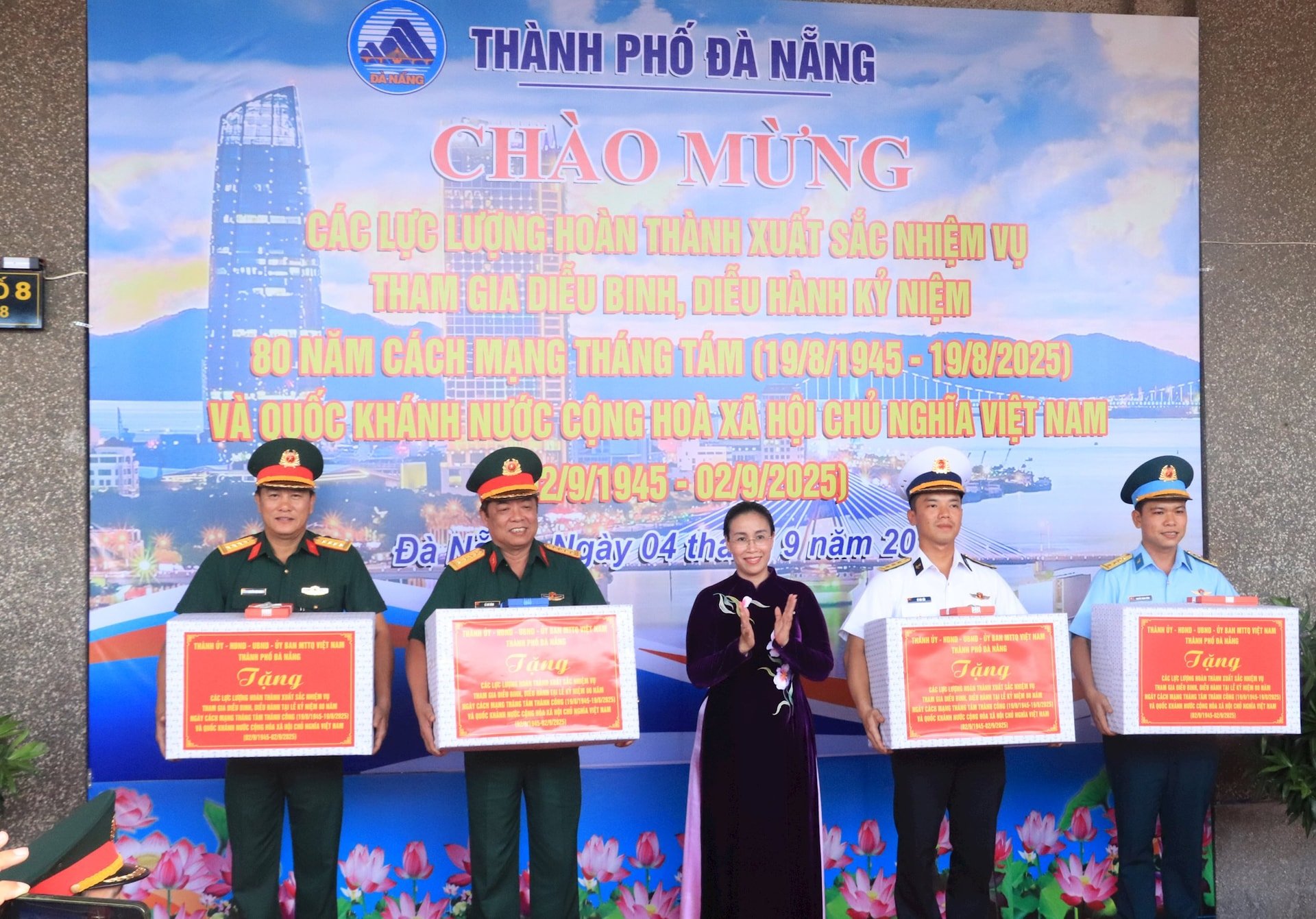 C TANG TRA