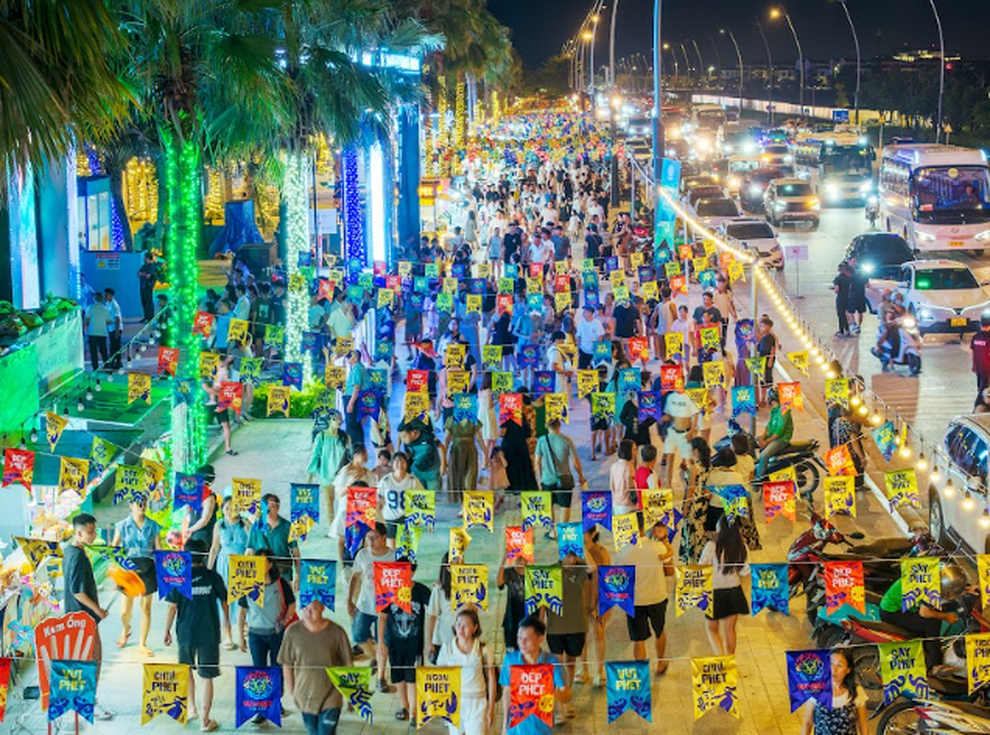 Động lực đưa Quảng Ninh vươn lên thành trung tâm đầu tư hàng đầu miền Bắc - 5