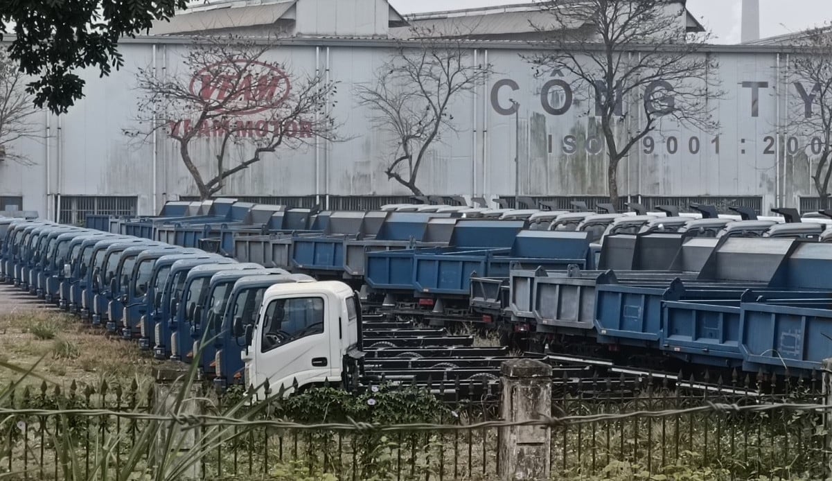 mobil veam 1402.jpg