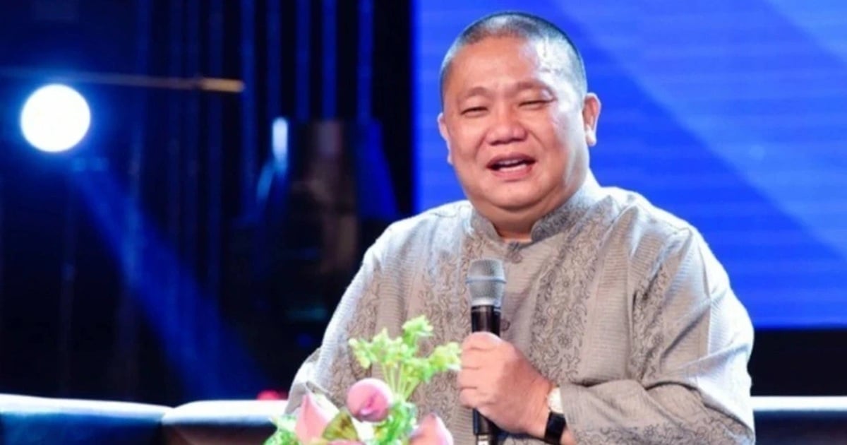 Cổ phiếu "đại gia đi tu" tăng bung nóc, ngành thép rạng rỡ sắc xanh tím