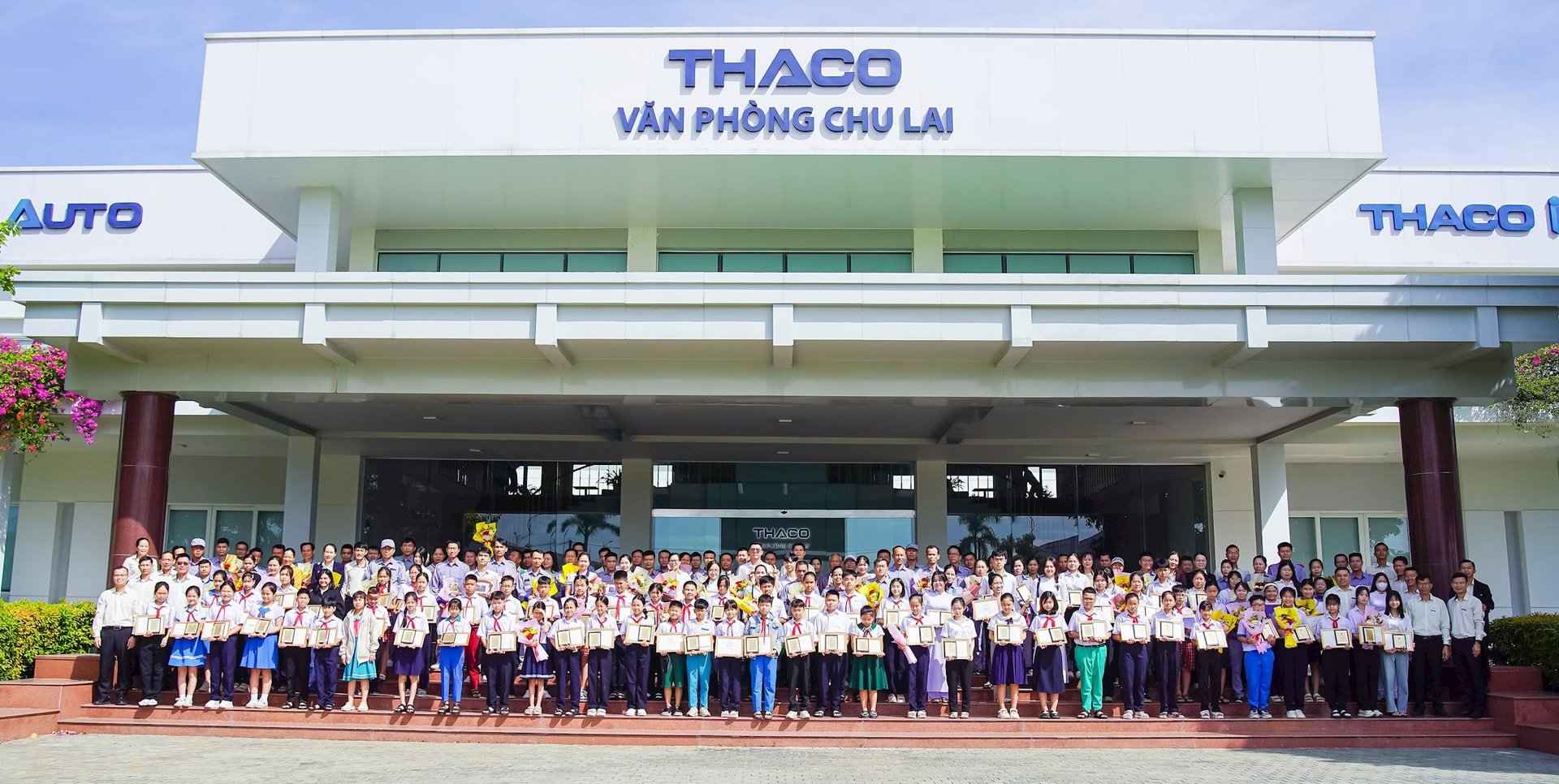 THACO AUTO បានរៀបចំពិធីប្រគល់កិត្តិយសដល់កូនៗរបស់និយោជិត 