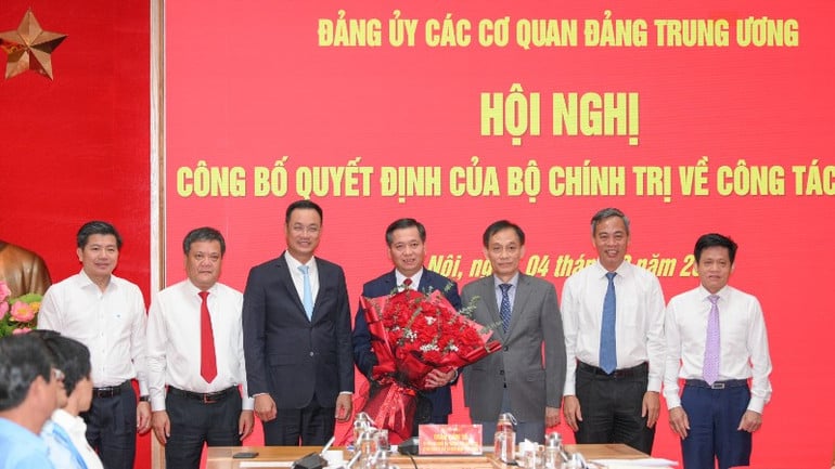 tinh-uy-qt-4147.jpg