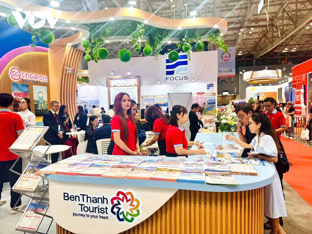 ពិព័រណ៍ទេសចរណ៍អន្តរជាតិទីក្រុងហូជីមិញលើកទី 19 បានប្រមូលផ្តុំជាង 520 យូនីត និងម៉ាកយីហោ ដោយមានការចូលរួមពីខេត្ត ក្រុងចំនួន 28 នៅទូទាំងប្រទេសដោយមានស្តង់ចូលរួមពិព័រណ៌នេះ។