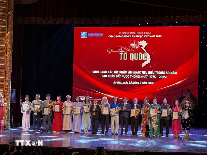 ttxvn-giai-dieu-to-quoc-2.jpg