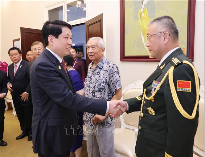 ចំណងជើងរូបថត