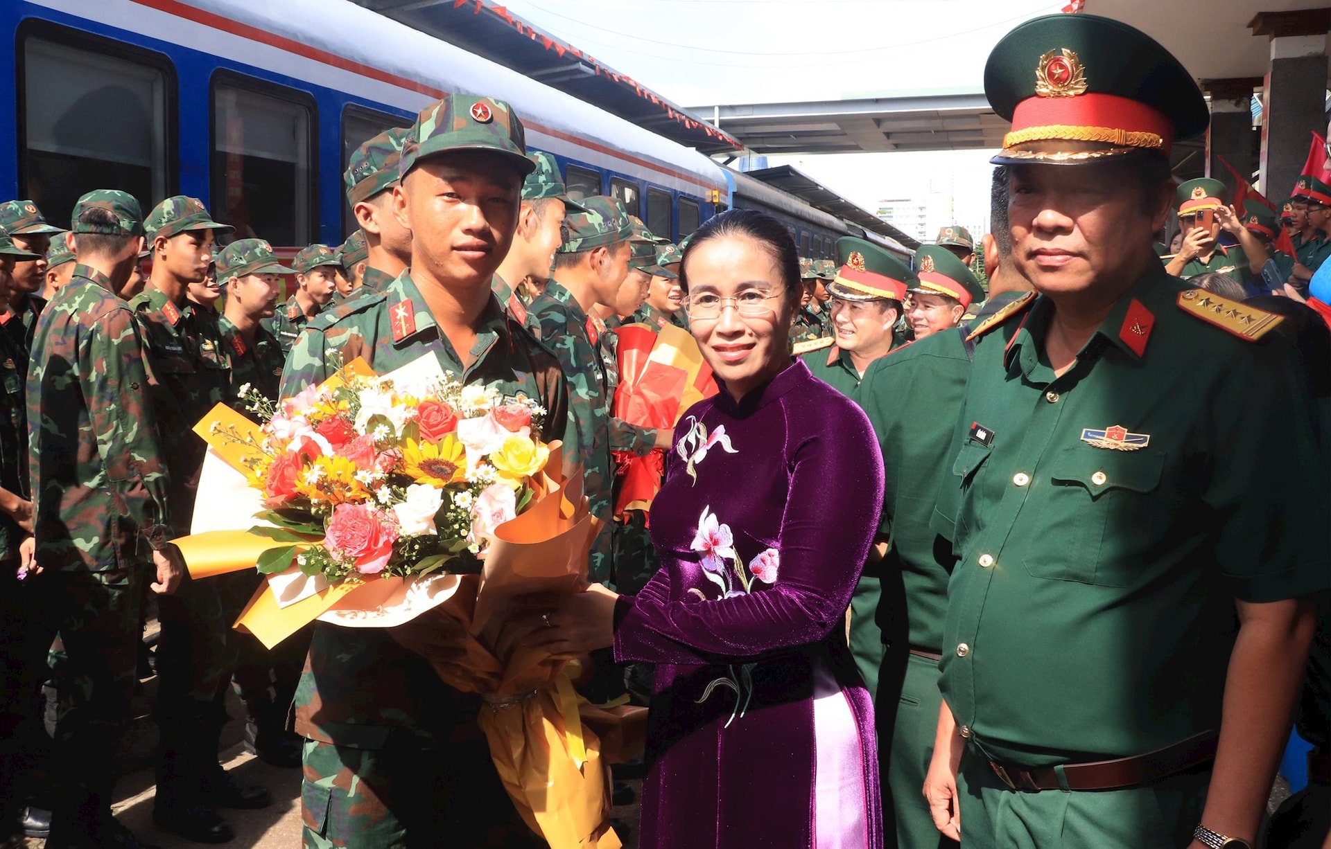 C TANG HOA