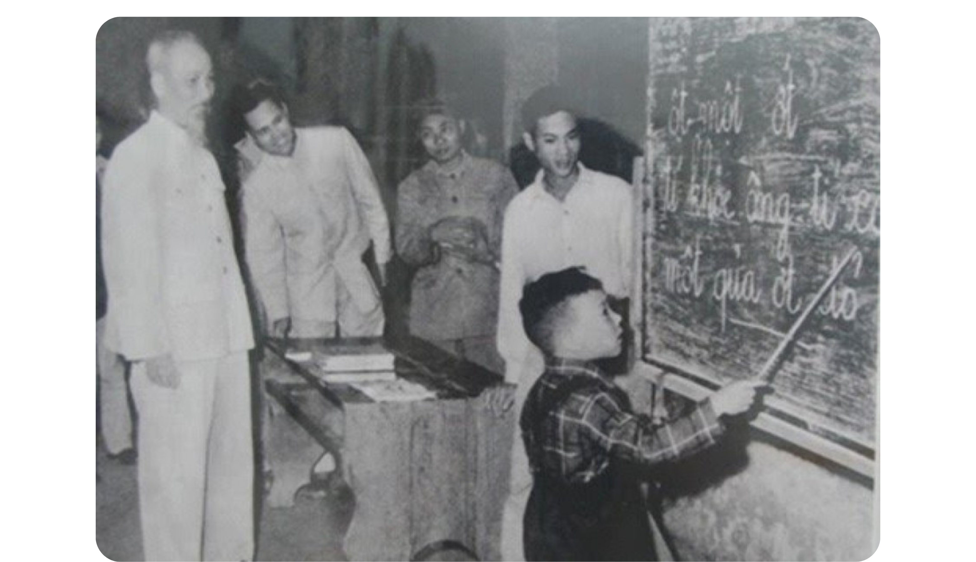 nganh-giao-duc-dao-tao-chang-duong-80-nam-va-su-menh-kien-tao-con-nguoi-viet-nam-trong-ky-nguyen-moi-19.png