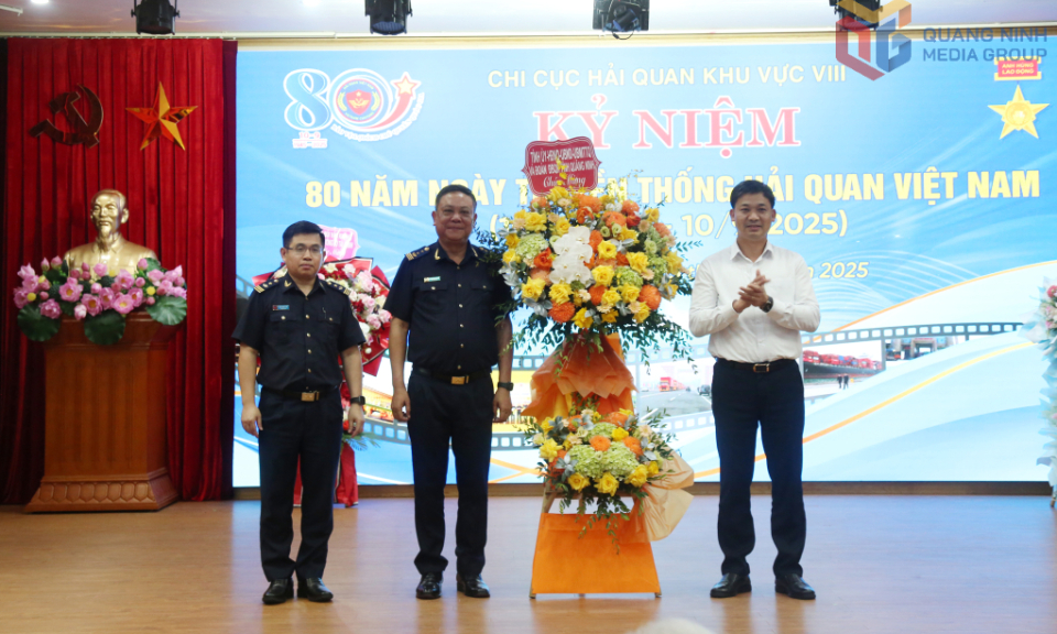 Hải quan khu vực VIII: Tổ chức Lễ kỷ niệm 80 năm Ngày truyền thống Hải quan Việt Nam