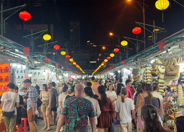 Du lịch thắng lớn, tiêu dùng hưởng lợi- Ảnh 2.