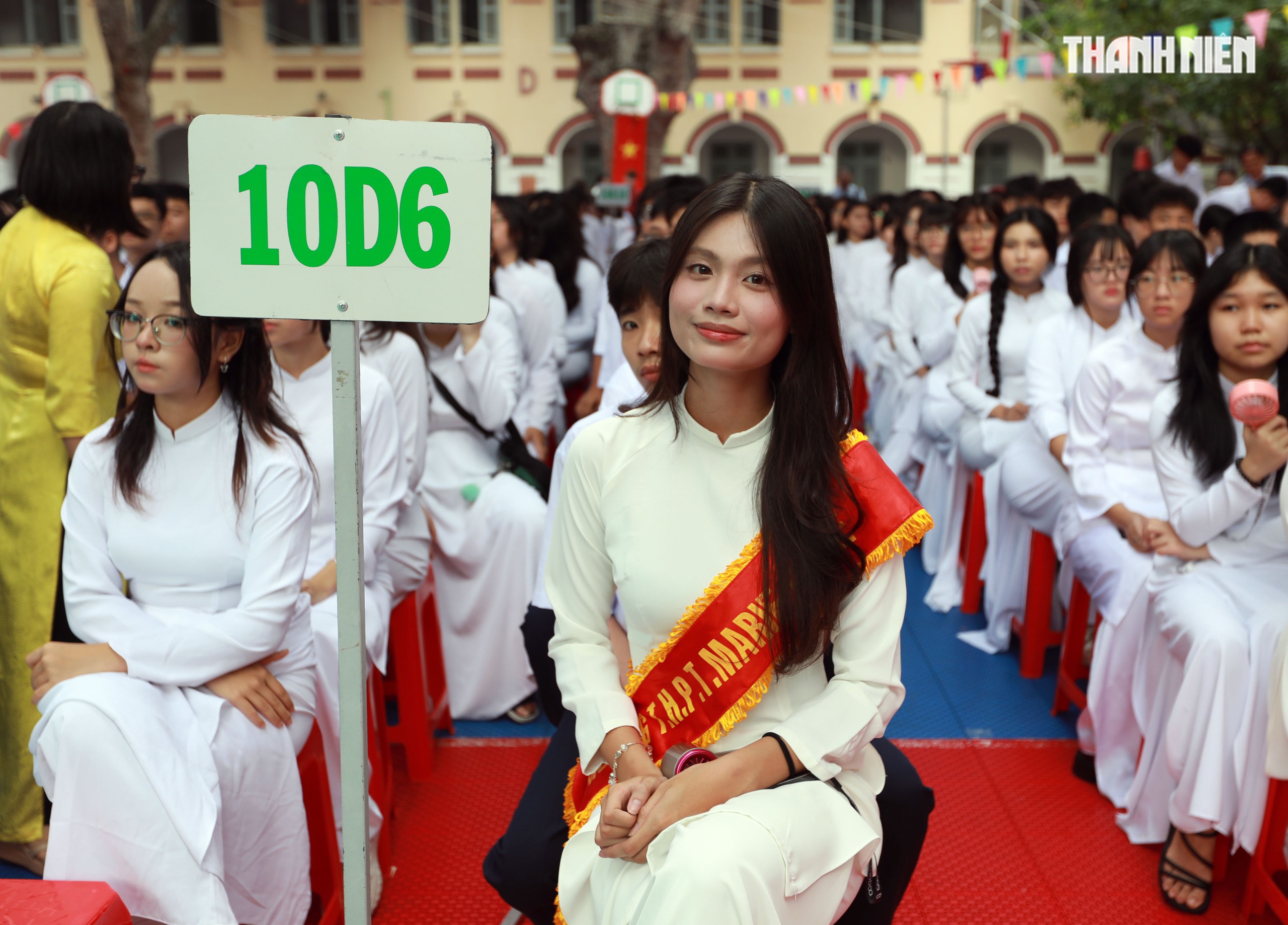 Nữ sinh trường THPT Marie Curie rạng ngời trong ngày khai giảng 107 năm lịch sử - Ảnh 3.