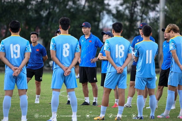 Tiền đạo U.23 Việt Nam nói điều xúc động về mẹ sau khi ghi bàn đánh bại Bangladesh- Ảnh 2.