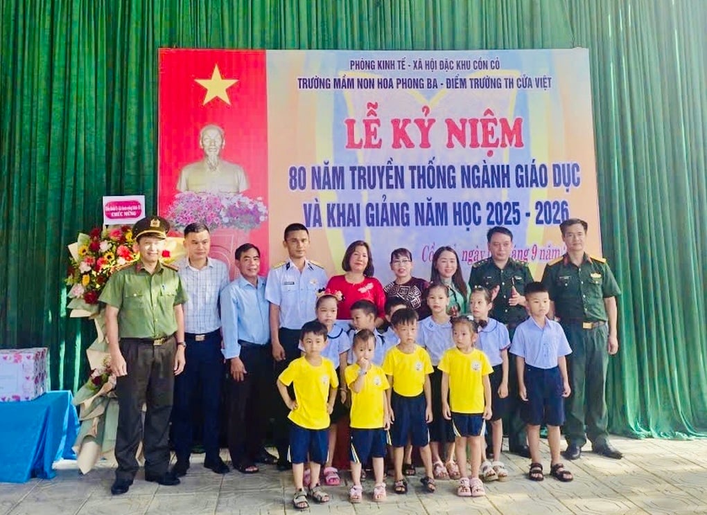 Lễ khai giảng ở nơi chỉ có 20 học trò, 3 giáo viên - 1